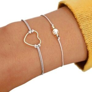 3/$30 💛 Faux Pearl Heart Bracelet